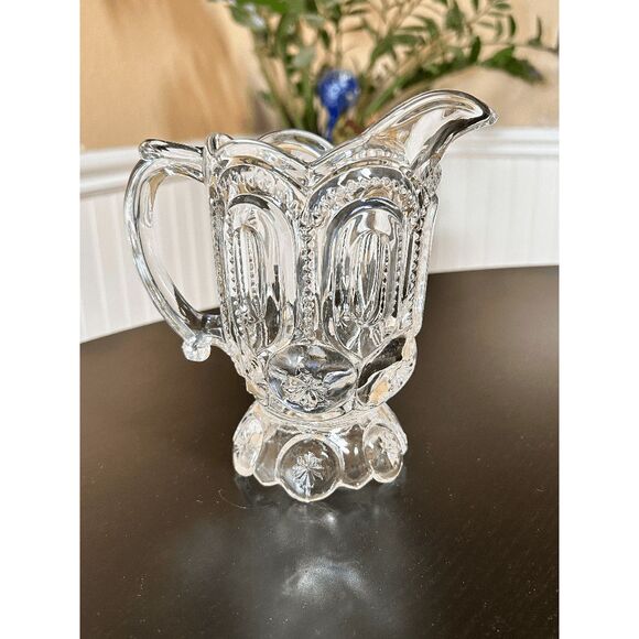 Vintage L.E. Smith Glass Crystal Glass Moon and Stars Creamer Pitcher - Picture 5 of 5